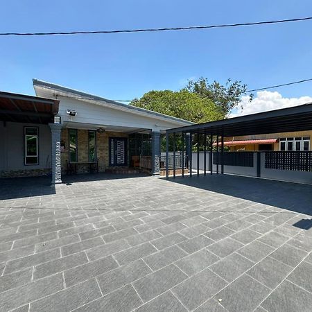 Rayyan Ashraf homestay Kota Bharu Eksteriør billede