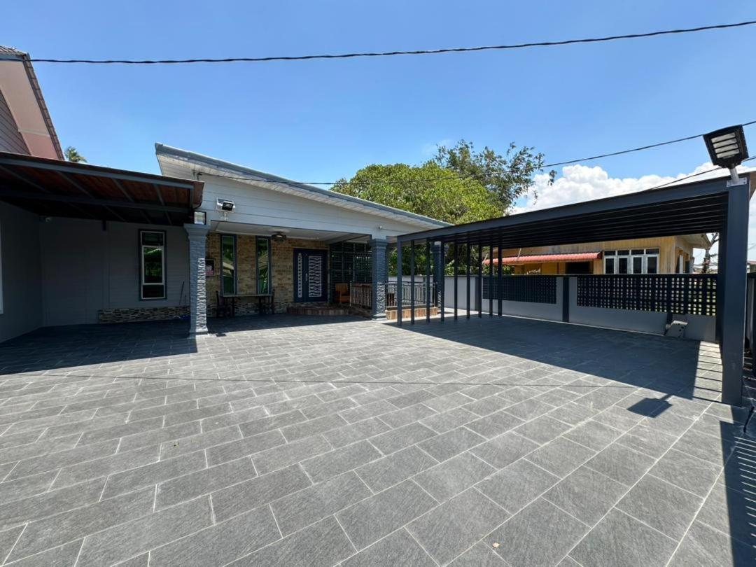 Rayyan Ashraf homestay Kota Bharu Eksteriør billede